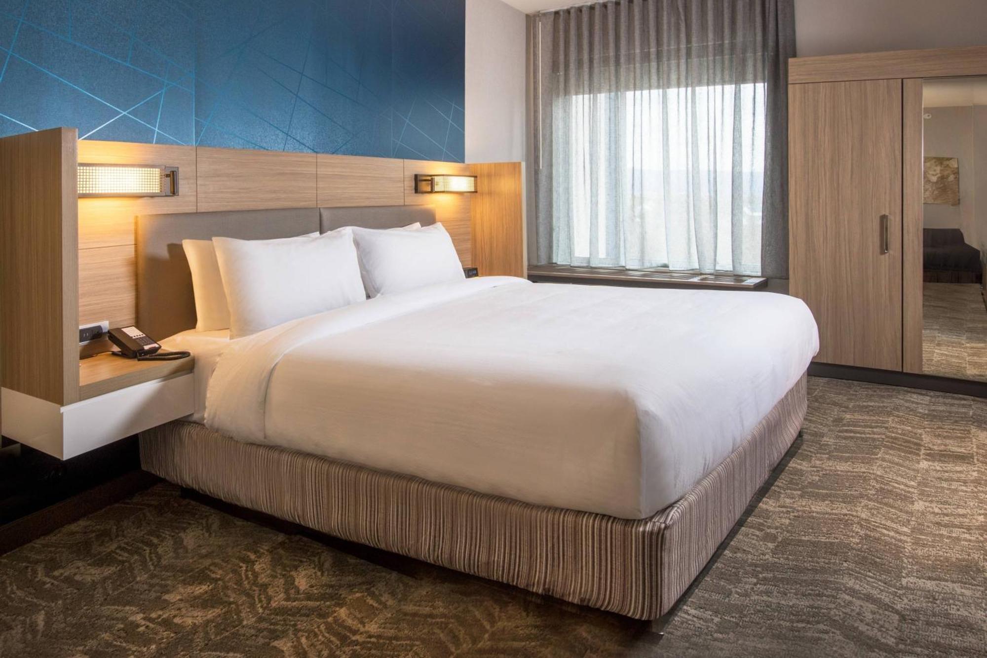 Springhill Suites By Marriott Frederick Exteriér fotografie