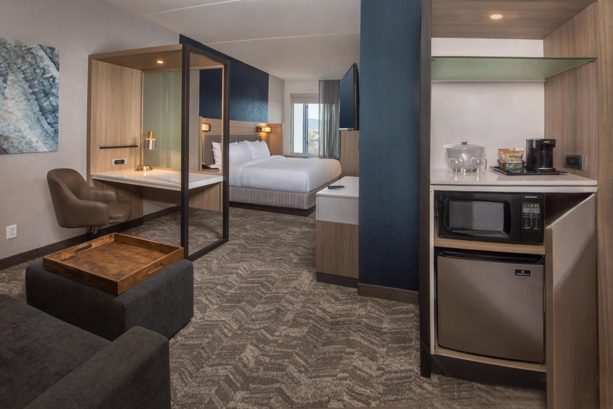 Springhill Suites By Marriott Frederick Exteriér fotografie
